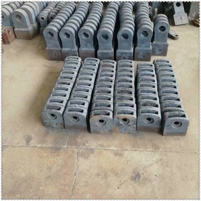 制砂機(jī)錘頭采用方形設(shè)計(jì)